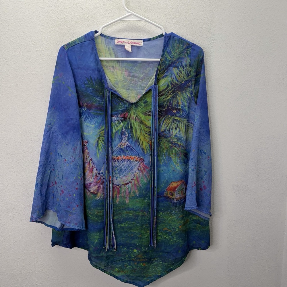 LEOMA LOVEGROVE WOMEN'S S TROPICAL BEACH SCENE SHIRT TASSEL/FRINGE TIE Artsy